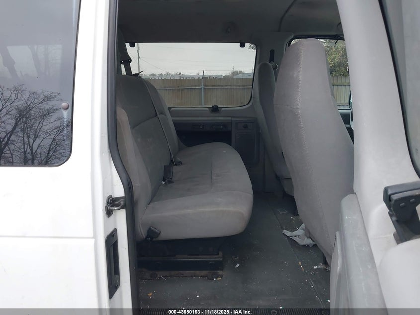 2008 Ford E-350 Super Duty Xl/Xlt VIN: 1FBNE31L48DB50803 Lot: 43650163