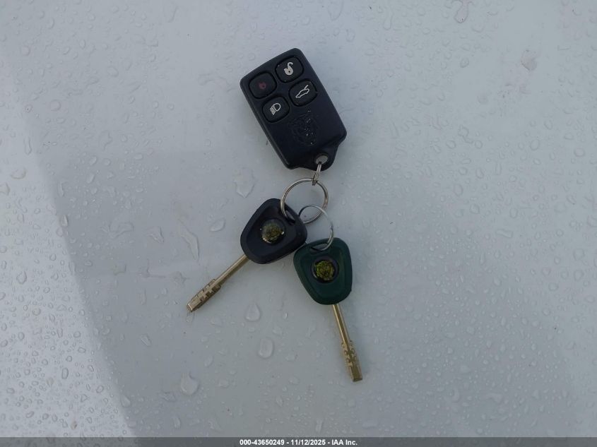 2000 Jaguar Xj8 Vanden Plas VIN: SAJDA24C5YLF17226 Lot: 43650249