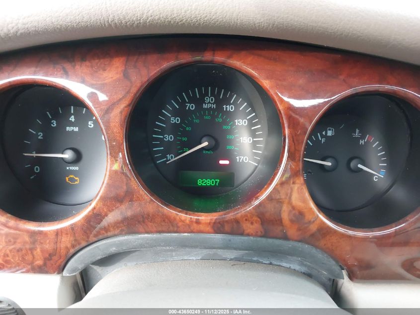 2000 Jaguar Xj8 Vanden Plas VIN: SAJDA24C5YLF17226 Lot: 43650249