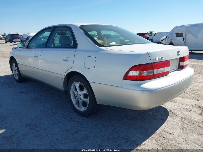 JT8BF28G4Y5102497 2000 LEXUS ES photo no. 3