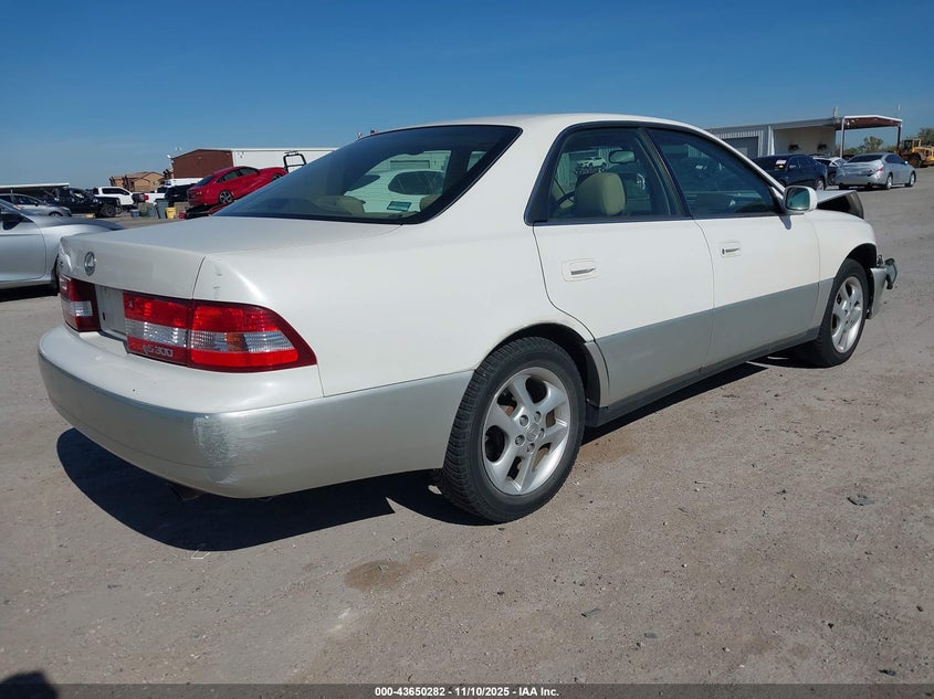 JT8BF28G4Y5102497 2000 LEXUS ES photo no. 4