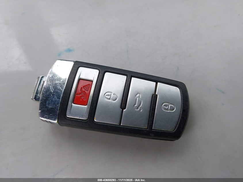 2007 Volkswagen Passat 2.0T VIN: WVWAK73C77P083568 Lot: 43650293