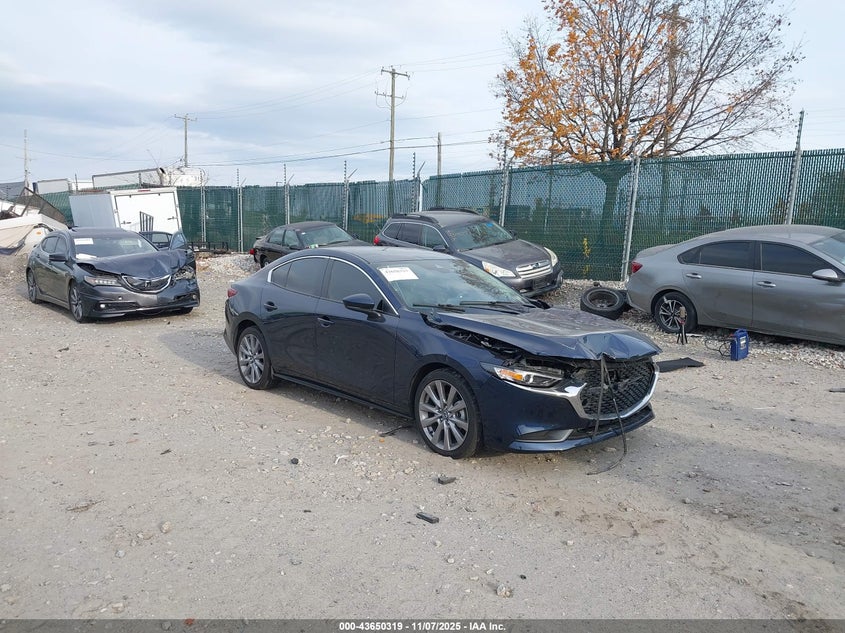 MAZDA 3 SELECT