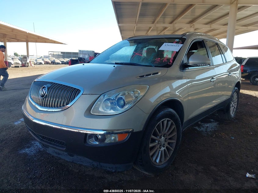 5GAKRAED3CJ136199 2012 BUICK ENCLAVE photo no. 2