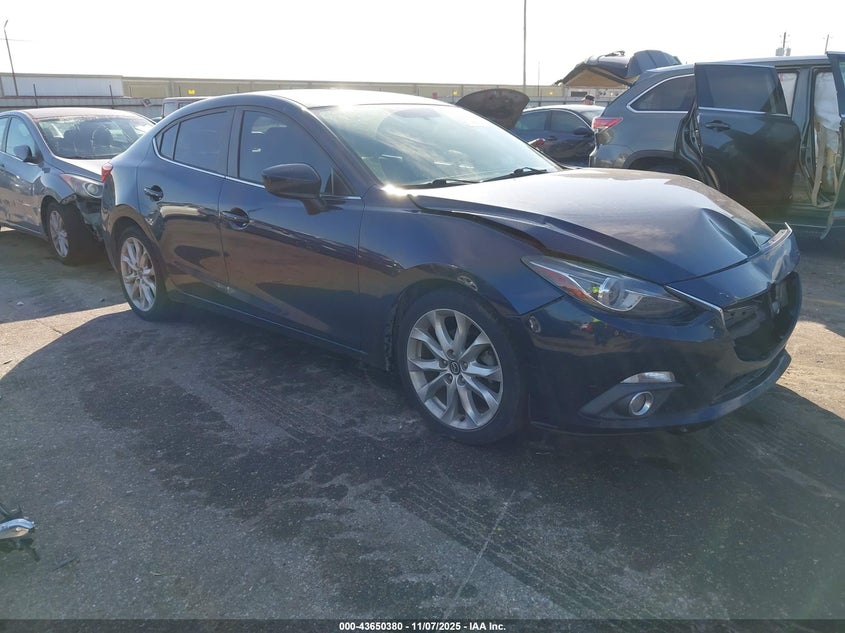 MAZDA 3 S TOURING