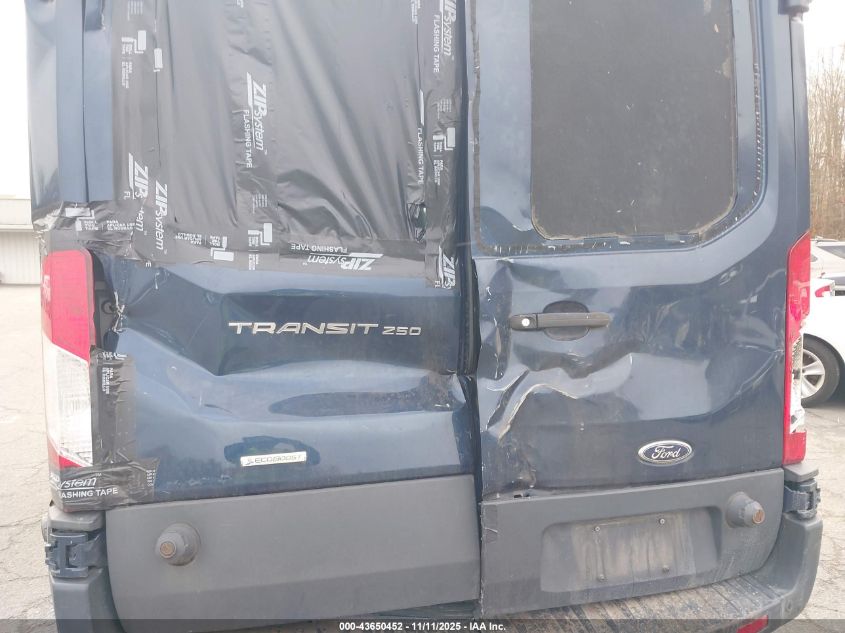 2018 Ford Transit-250 VIN: 1FTYR2CG2JKA25341 Lot: 43650452