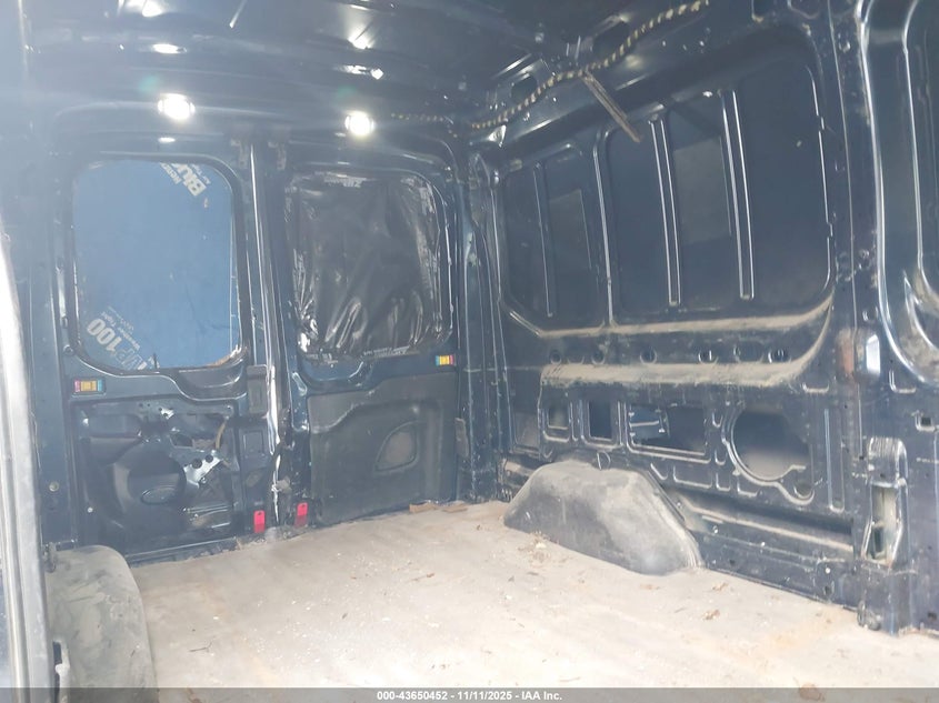 2018 Ford Transit-250 VIN: 1FTYR2CG2JKA25341 Lot: 43650452