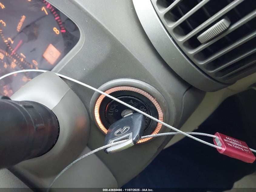 2003 Infiniti G35 Base W/Leather VIN: JNKCV54E13M206571 Lot: 43650466