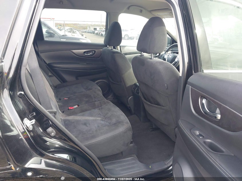 2015 NISSAN ROGUE SV - KNMAT2MV2FP501243