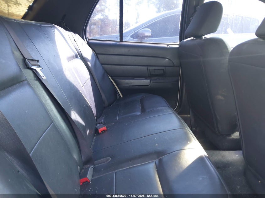 2006 Ford Crown Victoria Police/Police Interceptor VIN: 2FAHP71W56X117499 Lot: 43650522