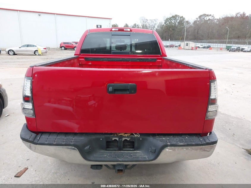 2007 Toyota Tundra Limited 5.7L V8 VIN: 5TBBV58127S470535 Lot: 43650572