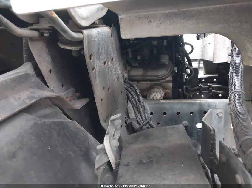 2014 Isuzu Npr Gas Reg VIN: 54DC4W1B2ES802318 Lot: 43650592