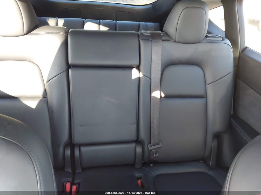 2023 Tesla Model Y Awd/Long Range Dual Motor All-Wheel Drive VIN: 7SAYGAEE3PF949405 Lot: 43650629