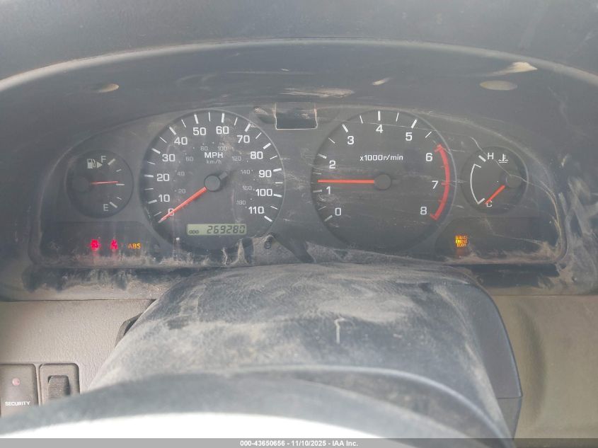 2001 Nissan Xterra Xe VIN: 5N1ED28Y31C567766 Lot: 43650656