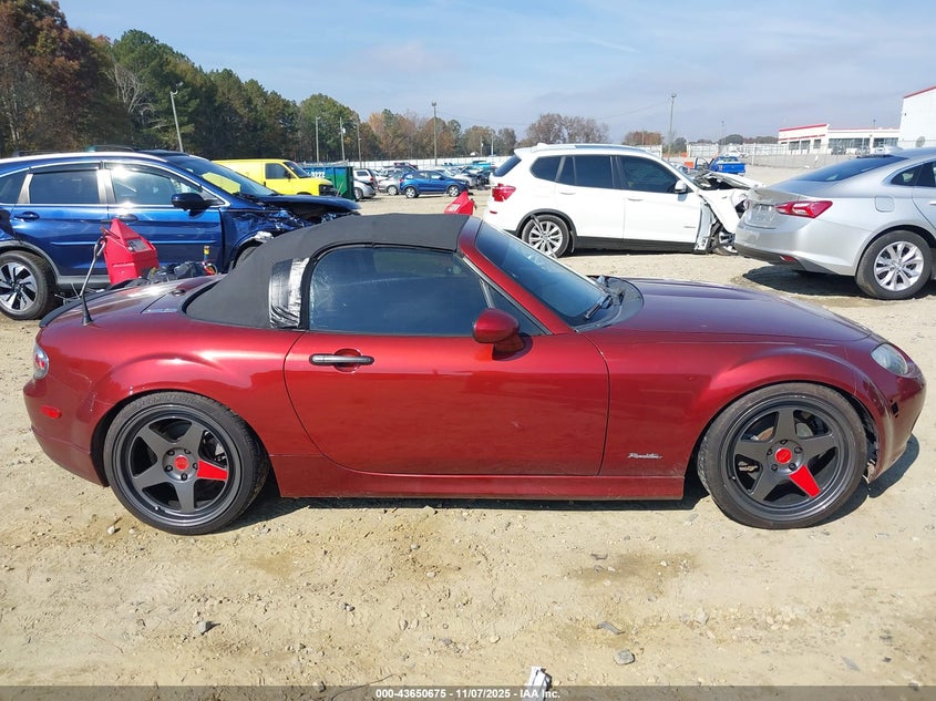 2006 Mazda Mx-5 Grand Touring VIN: JM1NC25F360121765 Lot: 43650675
