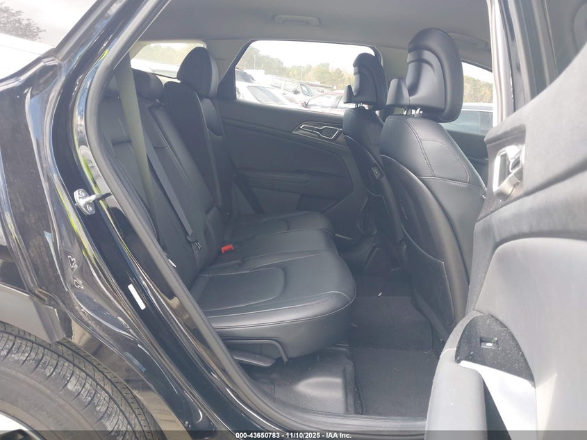 5XYK33AF8PG110612 2023 KIA SPORTAGE photo no. 8
