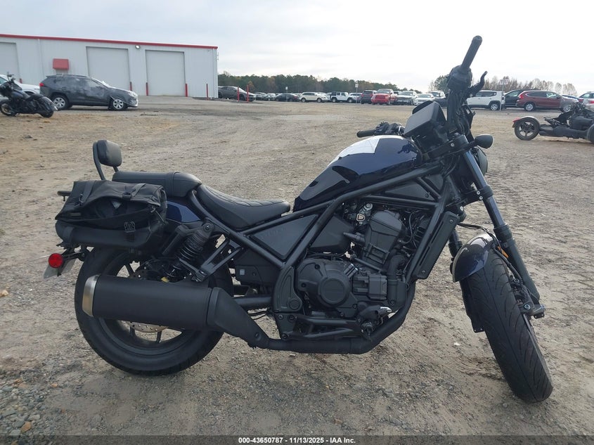 2025 Honda Cmx1100 D VIN: JH2SC8788SK000692 Lot: 43650787