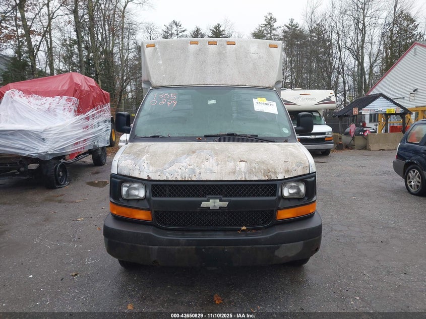 2006 Chevrolet Express Cutaway Work Van VIN: 1GBHG31U761190226 Lot: 43650829
