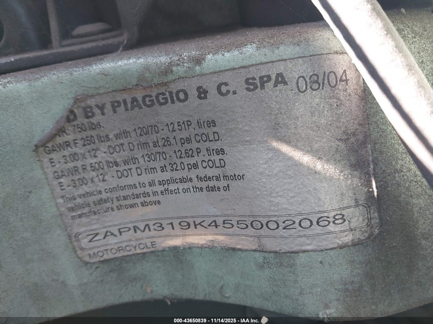 ZAPM319K455002068 2005 VESPA GRANTURISMO photo no. 10