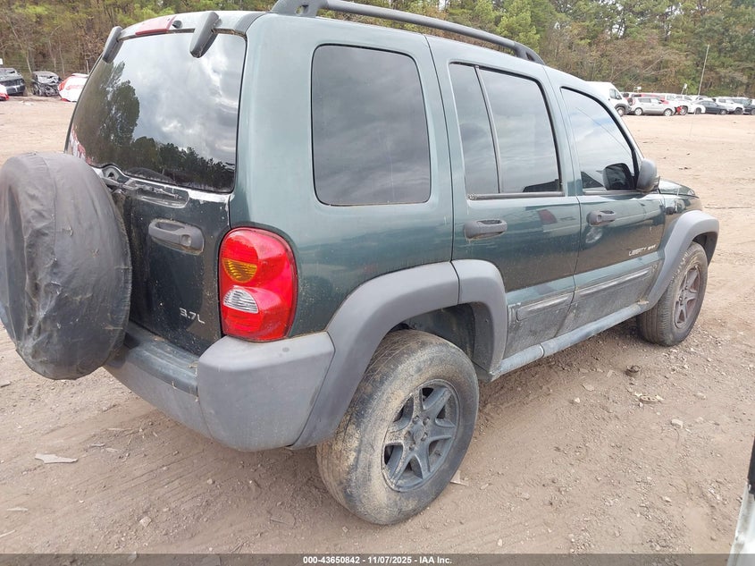 1J8GL48K52W275522 2002 JEEP LIBERTY (NORTH AMERICA) photo no. 4