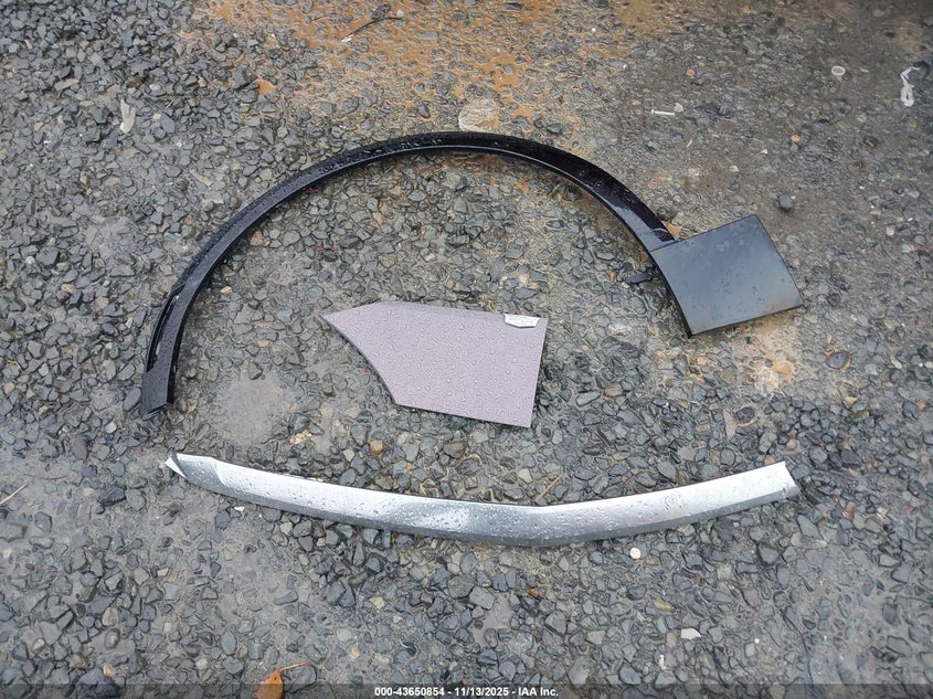 2024 Cadillac Lyriq Luxury W/1Sc VIN: 1GYKPPRL8RZ126071 Lot: 43650854