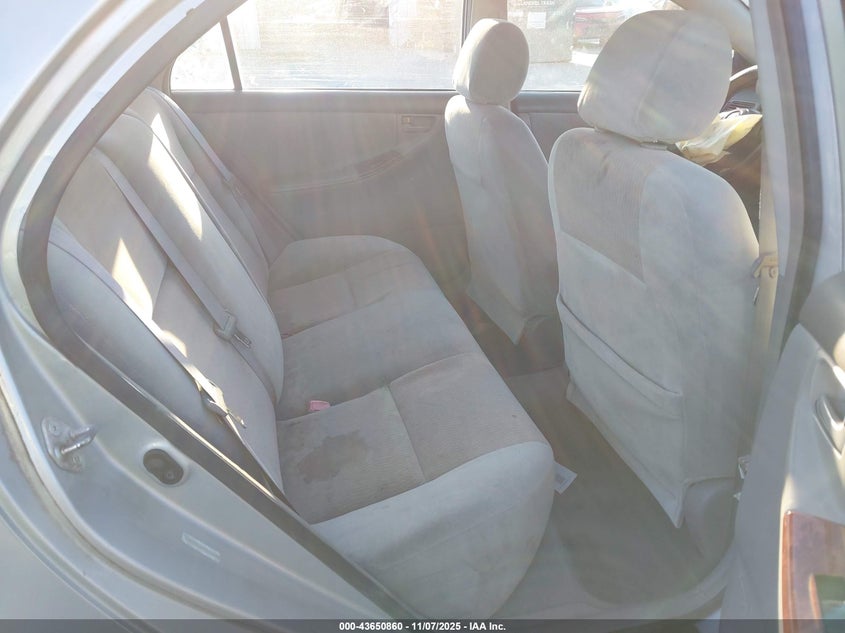 1NXBR32E07Z850010 2007 TOYOTA COROLLA photo no. 8