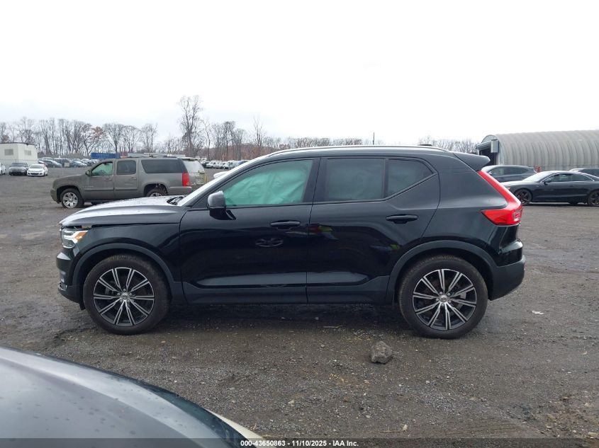 2021 Volvo Xc40 T5 Momentum VIN: YV4162UK4M2607892 Lot: 43650863