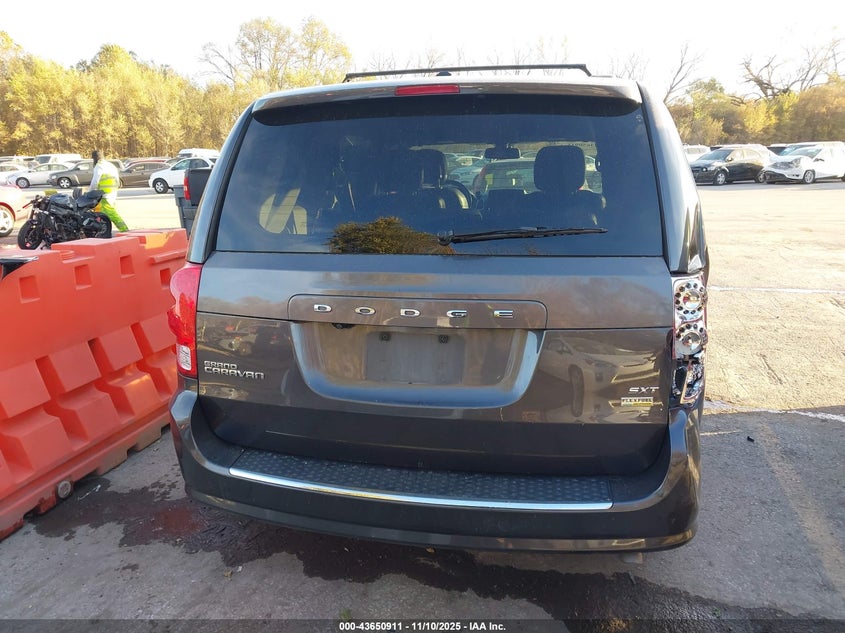2019 DODGE GRAND CARAVAN SXT - 2C4RDGCG7KR690965