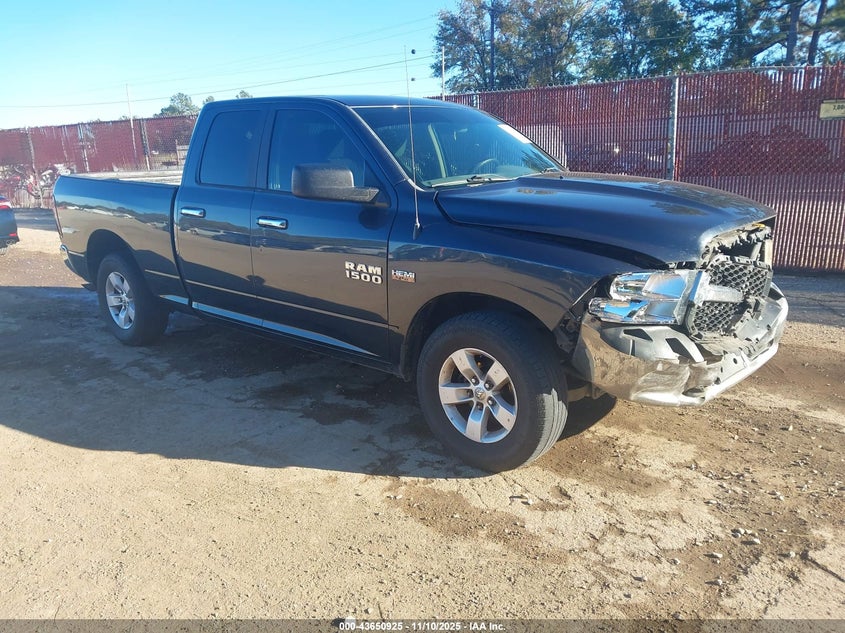 2017 RAM 1500 - 1C6RR6GTXHS582695