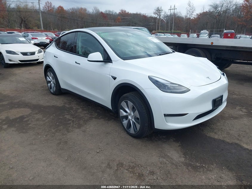 TESLA MODEL Y AWD/LONG RANGE DUAL MOTOR ALL-WHEEL DRIVE