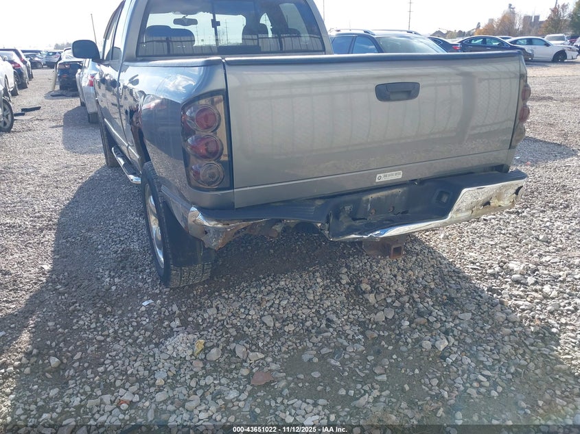 2005 Dodge Ram 1500 Slt/Laramie VIN: 1D7HU18D95S118621 Lot: 43651022