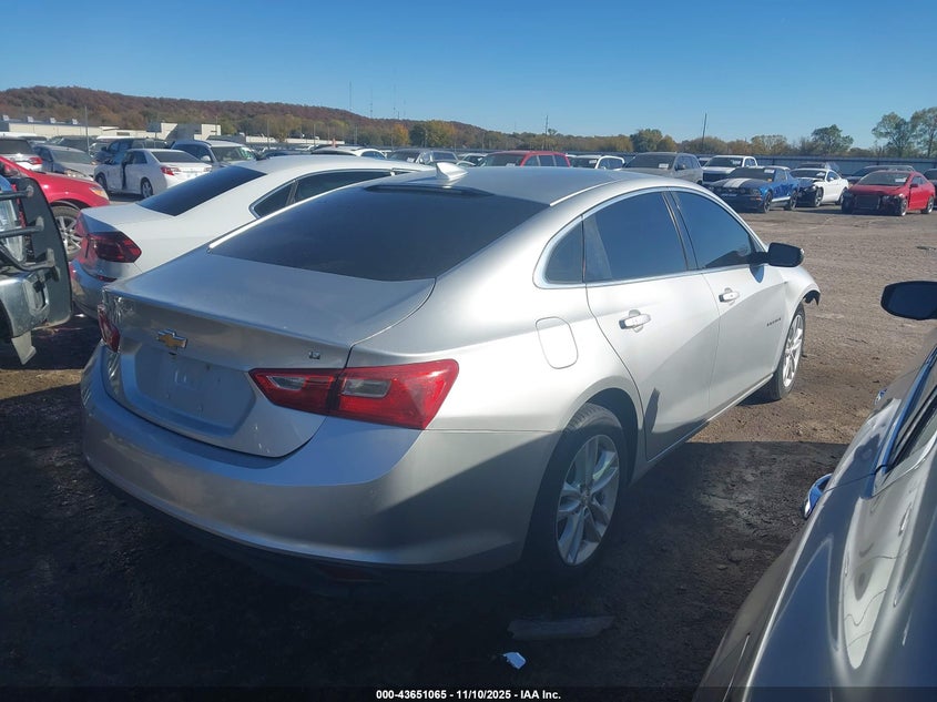 2018 CHEVROLET MALIBU auction photo 4