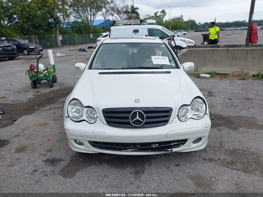 2007 Mercedes-Benz C 280 Luxury 4Matic VIN: WDBRF92H17F911859 Lot: 43651124