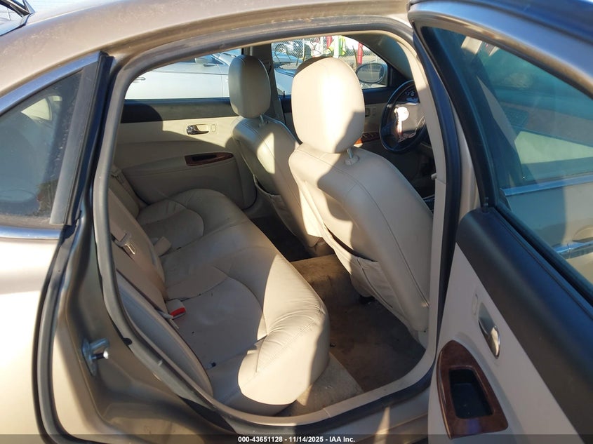 2005 Buick Lacrosse Cxs VIN: 2G4WE567751244233 Lot: 43651128