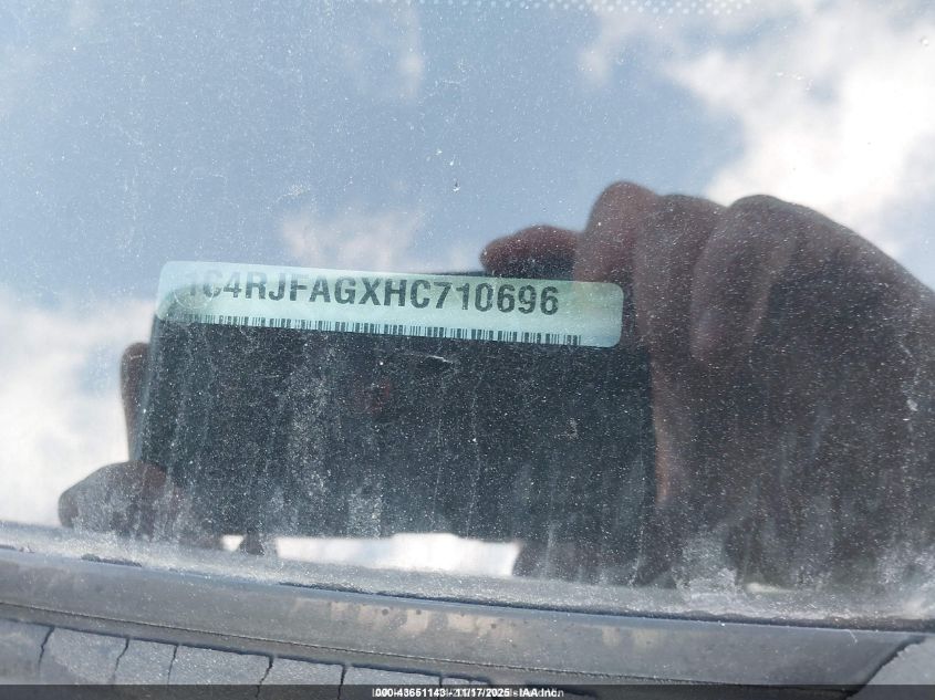 2017 Jeep Grand Cherokee Laredo 4X4 VIN: 1C4RJFAGXHC710696 Lot: 43651143