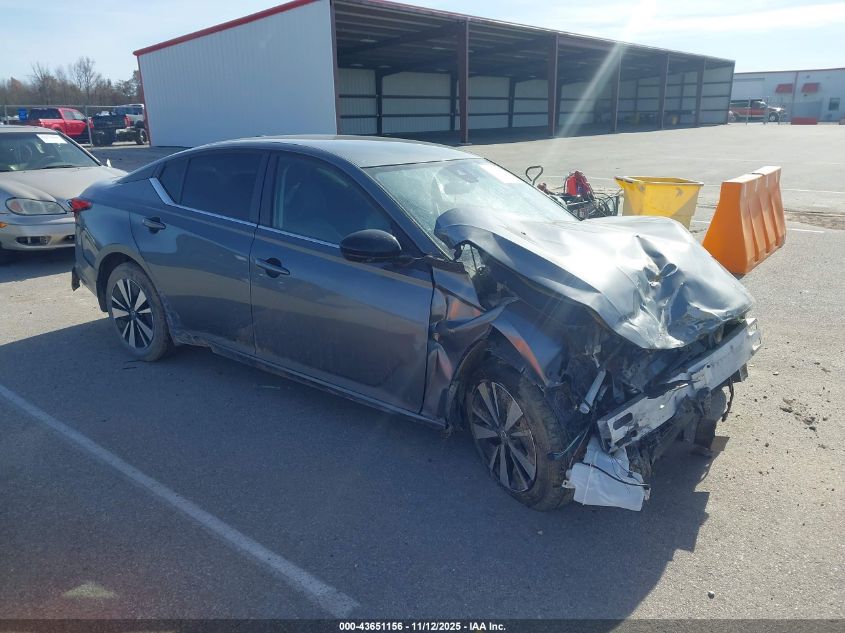 NISSAN ALTIMA SR FWD