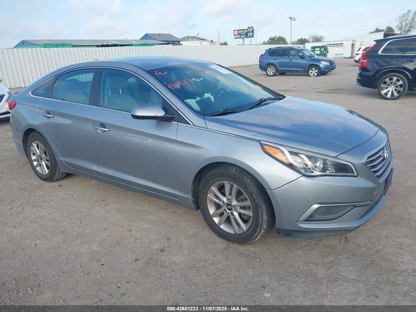 2017 HYUNDAI SONATA - 5NPE24AFXHH510428
