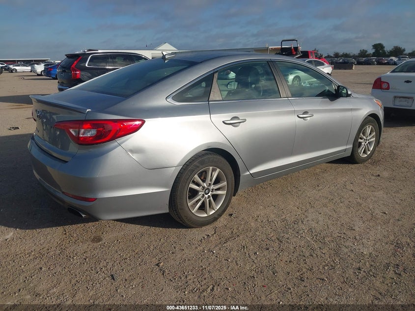 2017 HYUNDAI SONATA - 5NPE24AFXHH510428