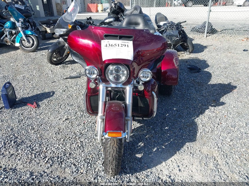 1HD1MAL10FB862875 2015 HARLEY-DAVIDSON TRI GLIDE ULTRA photo no. 5