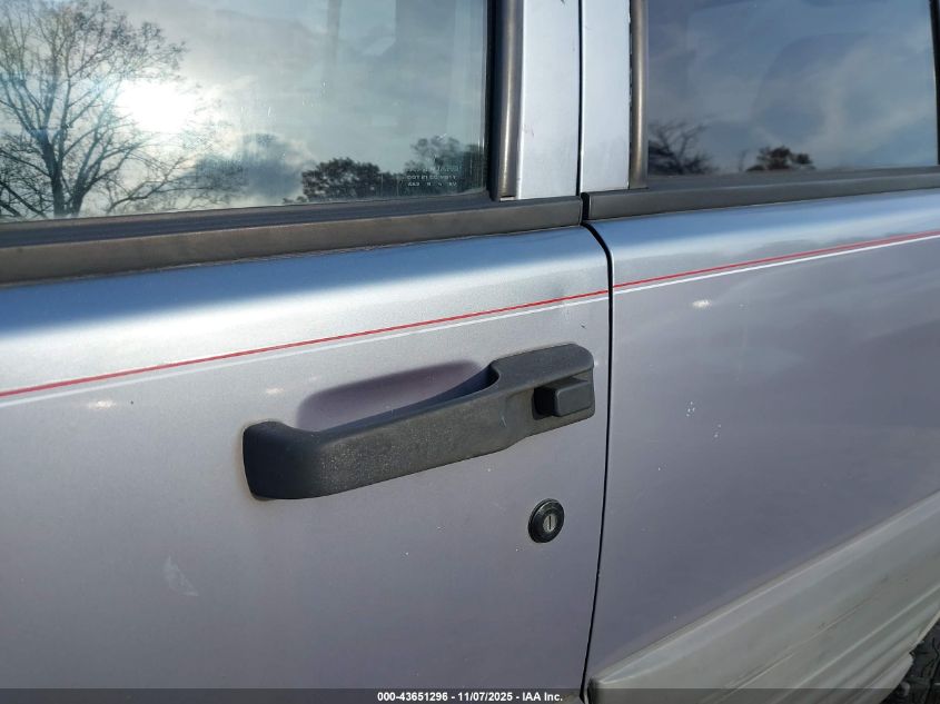 1996 Jeep Grand Cherokee Laredo VIN: 1J4EZ58S1TC138853 Lot: 43651296