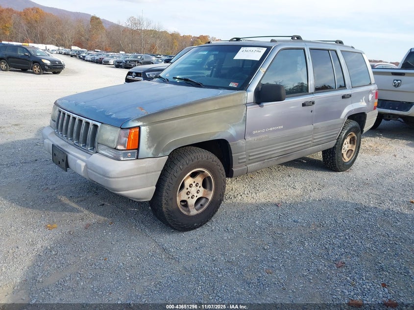 1J4EZ58S1TC138853 1996 JEEP GRAND CHEROKEE photo no. 2