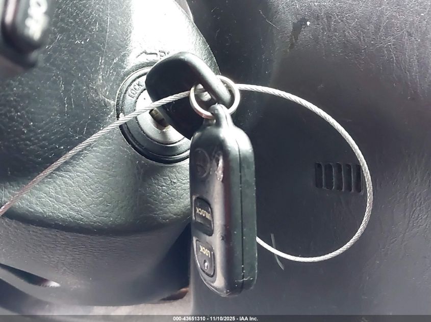 2008 Toyota Corolla S VIN: 1NXBR32E98Z039789 Lot: 43651310