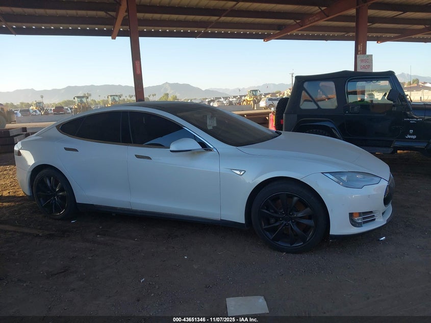 2014 TESLA MODEL S 5YJSA1S16EFP35740