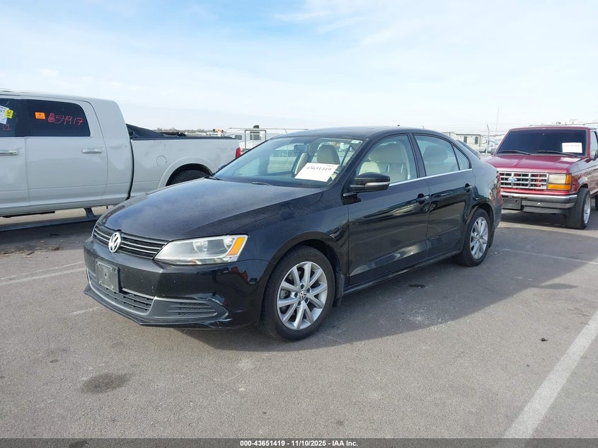 3VWD07AJ5EM404222 2014 VOLKSWAGEN JETTA photo no. 2