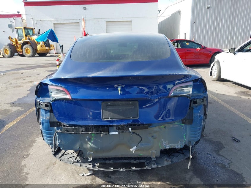 2019 Tesla Model 3 Long Range/Mid Range/Standard Range/Standard Range Plus VIN: 5YJ3E1EA9KF421242 Lot: 43651430