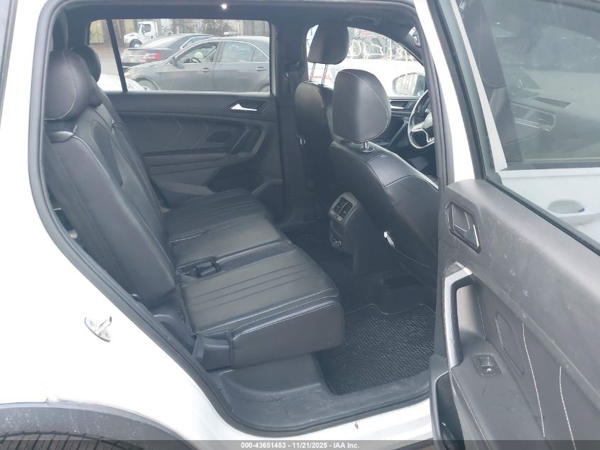 2022 Volkswagen Tiguan 2.0T Se R-Line Black VIN: 3VVCB7AX8NM115883 Lot: 43651453