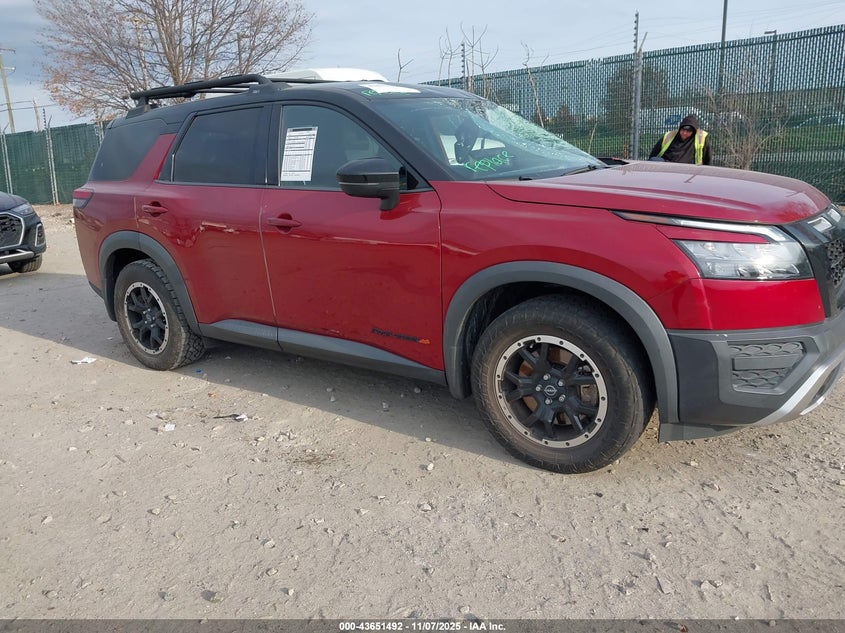 NISSAN PATHFINDER ROCK CREEK 4WD