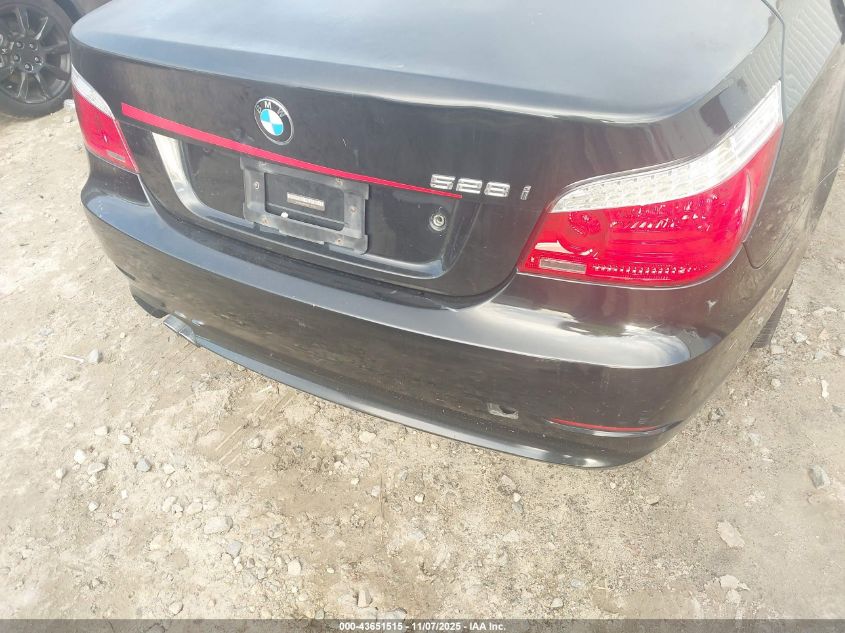 2008 BMW 528I VIN: WBANU53578CT17957 Lot: 43651515