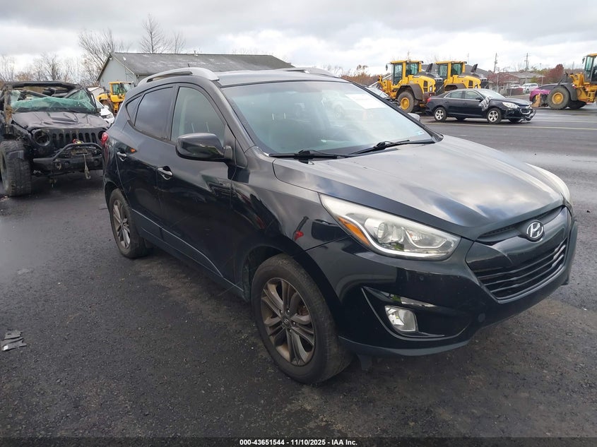 HYUNDAI TUCSON SE