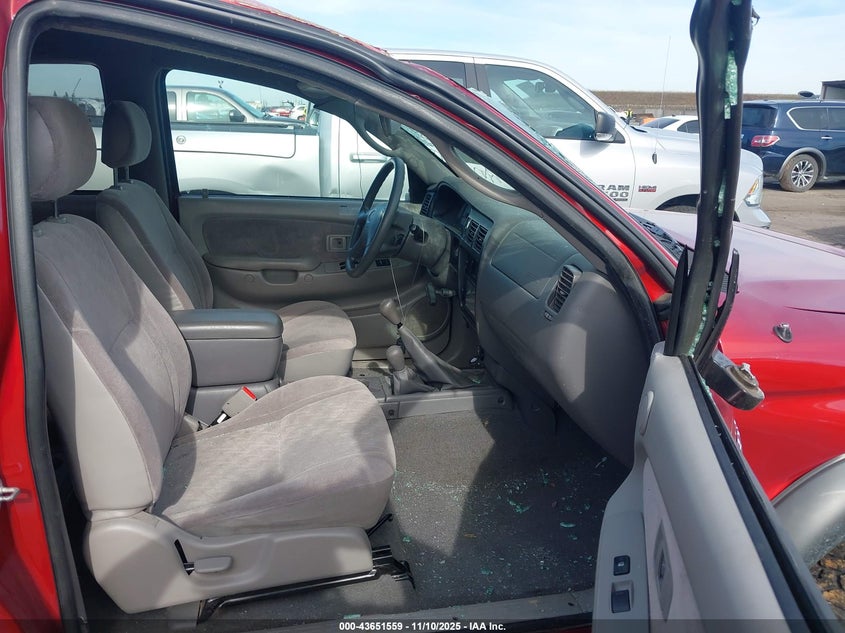 5TEWN72N54Z424339 2004 TOYOTA TACOMA photo no. 5